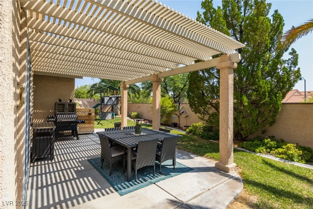 2756 Chaucer, Las Vegas, NV 89135