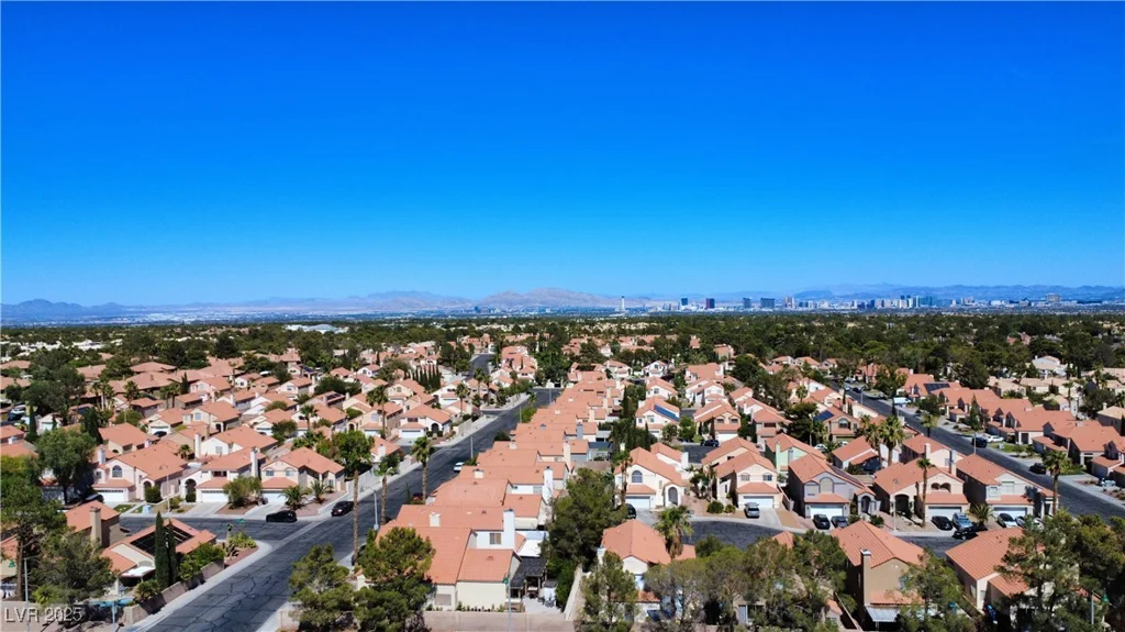 2756 Chaucer, Las Vegas, NV 89135