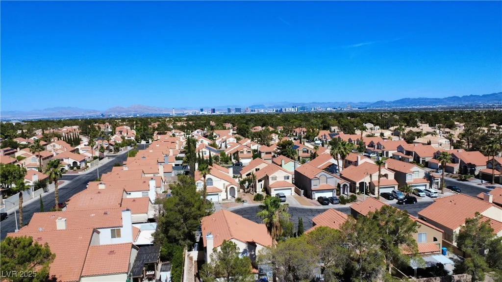 2756 Chaucer, Las Vegas, NV 89135