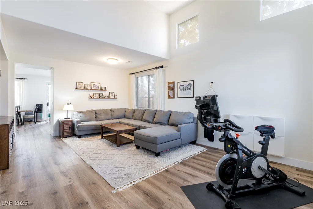 2756 Chaucer, Las Vegas, NV 89135