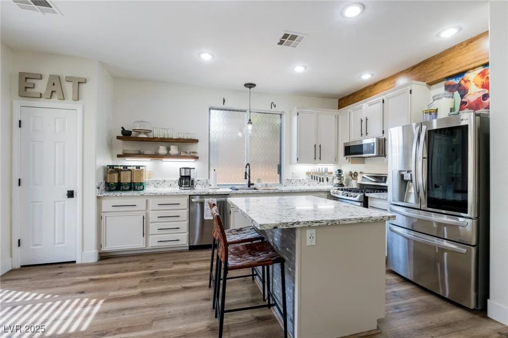 2756 Chaucer, Las Vegas, NV 89135
