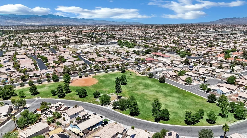 1205 Boulder Shore, North Las Vegas, NV 89081