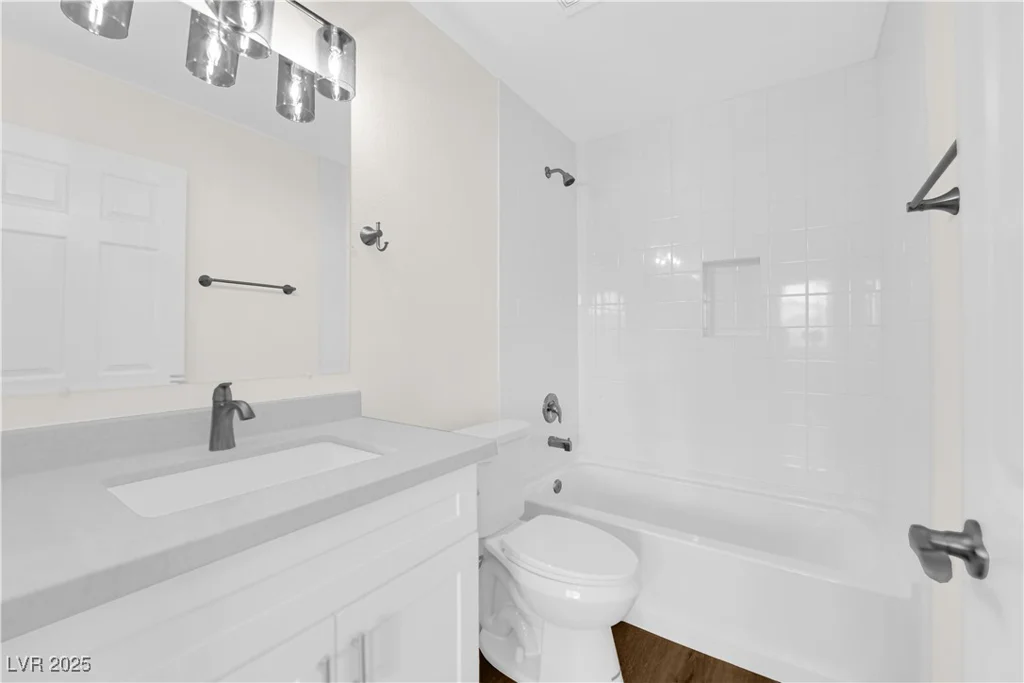 5174 Jones, Las Vegas, NV 89118