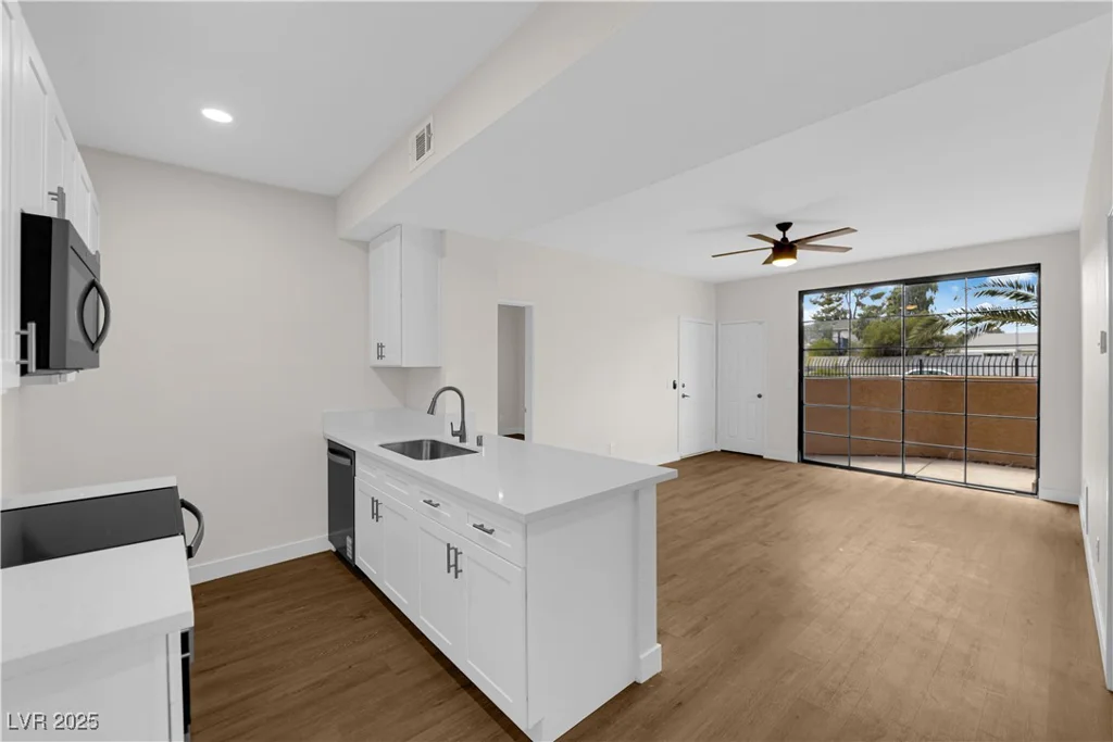 5174 Jones, Las Vegas, NV 89118