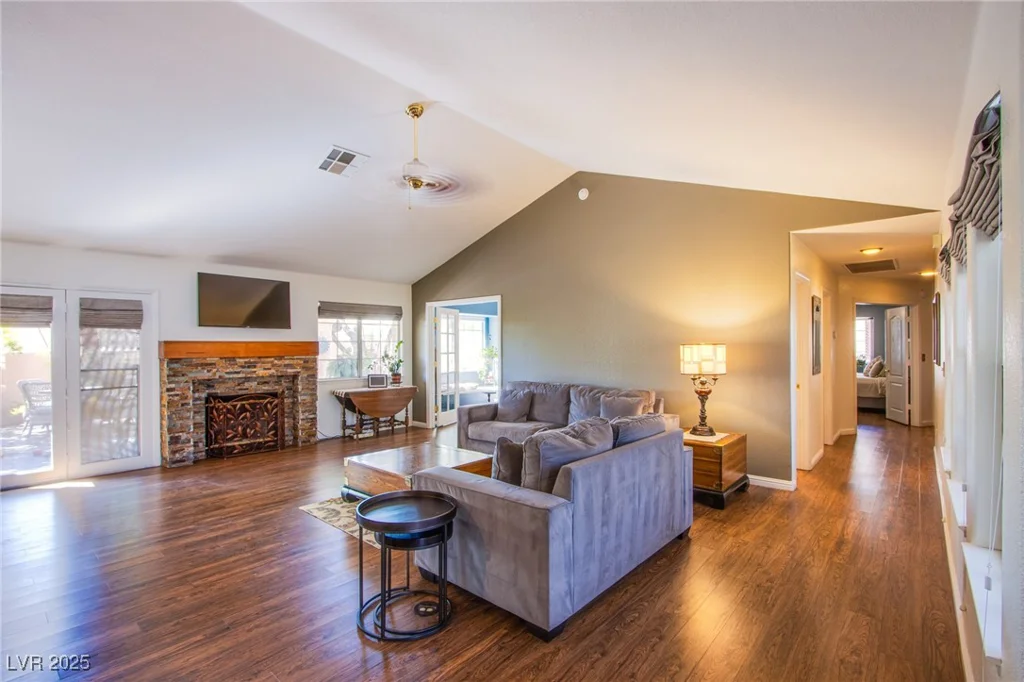 8205 Spanish Peak, Las Vegas, NV 89128