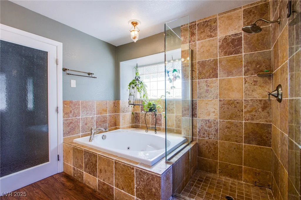 8205 Spanish Peak, Las Vegas, NV 89128