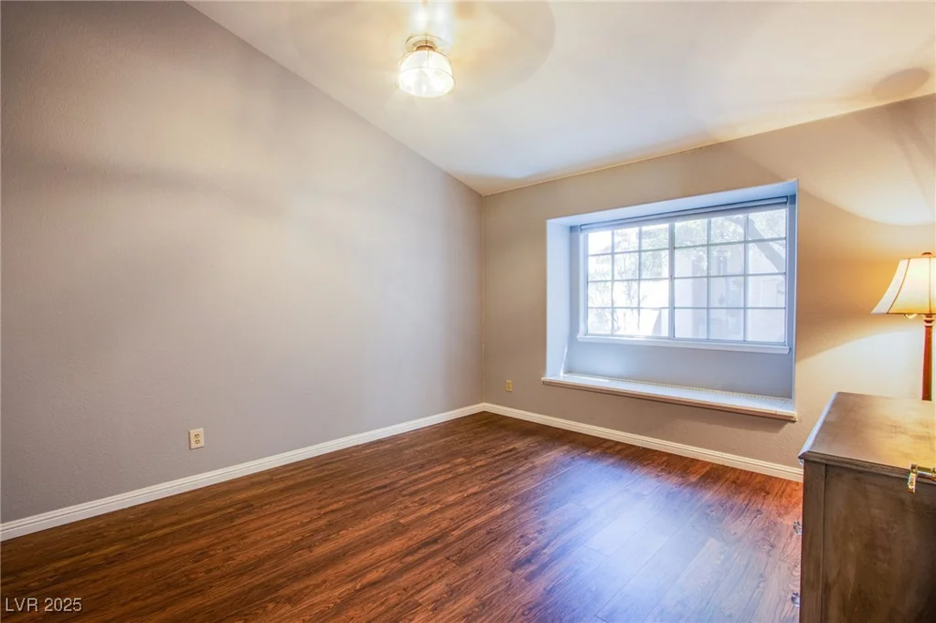 8205 Spanish Peak, Las Vegas, NV 89128