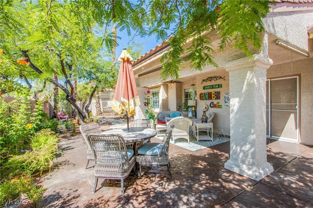 8205 Spanish Peak, Las Vegas, NV 89128