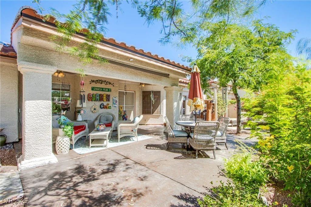 8205 Spanish Peak, Las Vegas, NV 89128