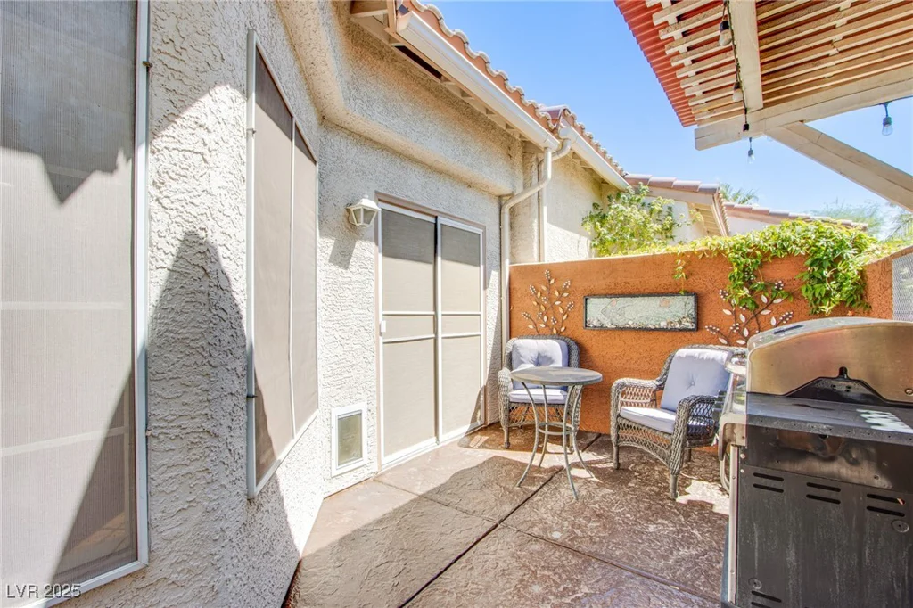 8205 Spanish Peak, Las Vegas, NV 89128