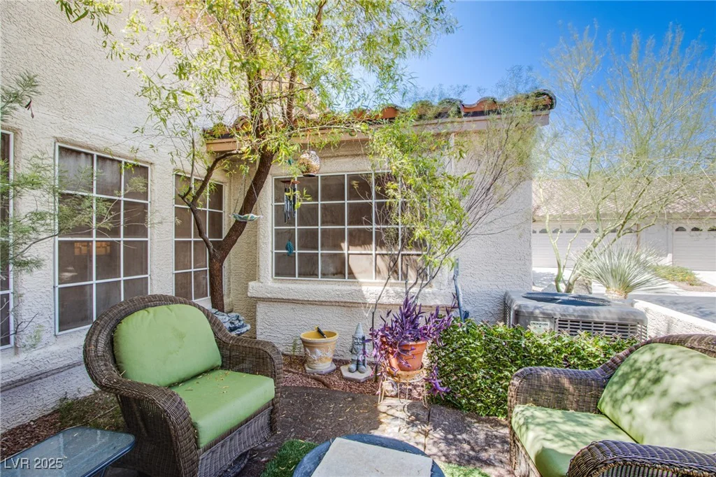 8205 Spanish Peak, Las Vegas, NV 89128