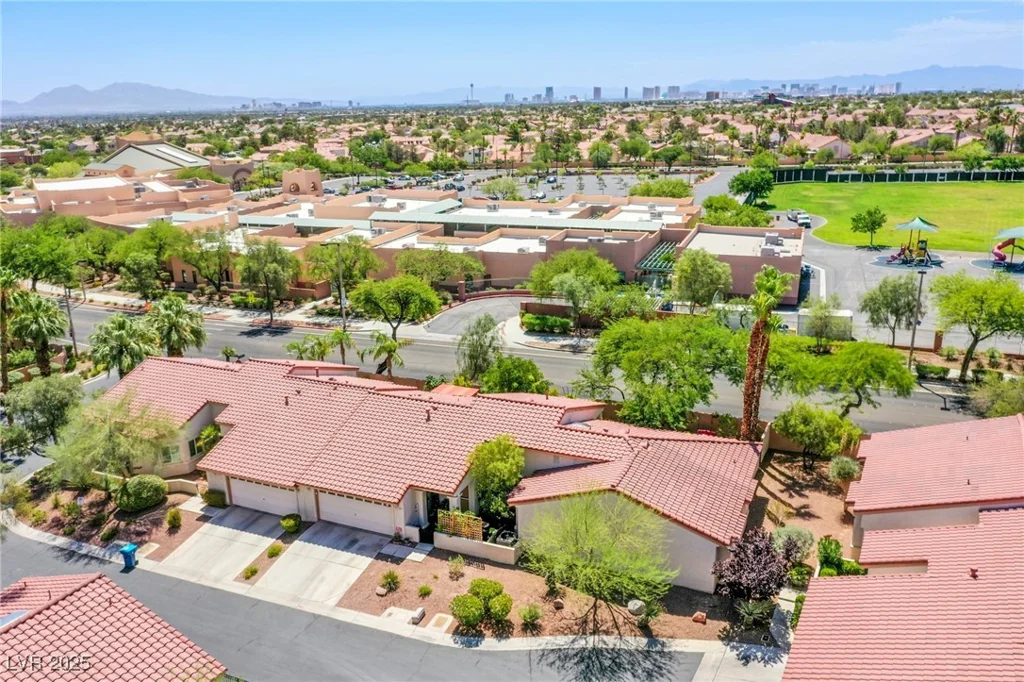 8205 Spanish Peak, Las Vegas, NV 89128
