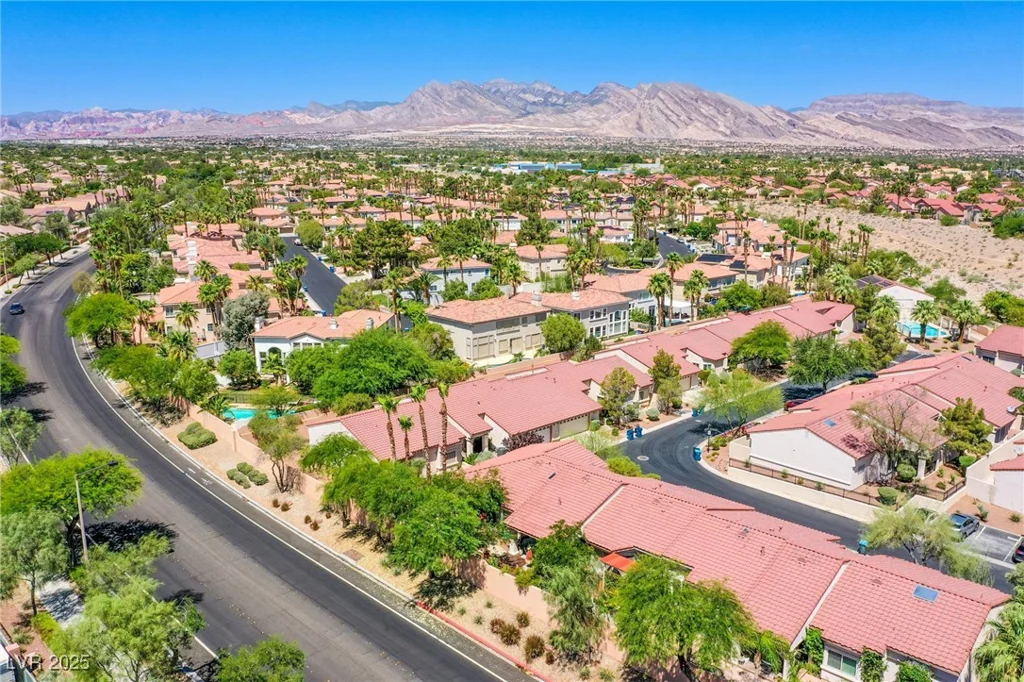 8205 Spanish Peak, Las Vegas, NV 89128