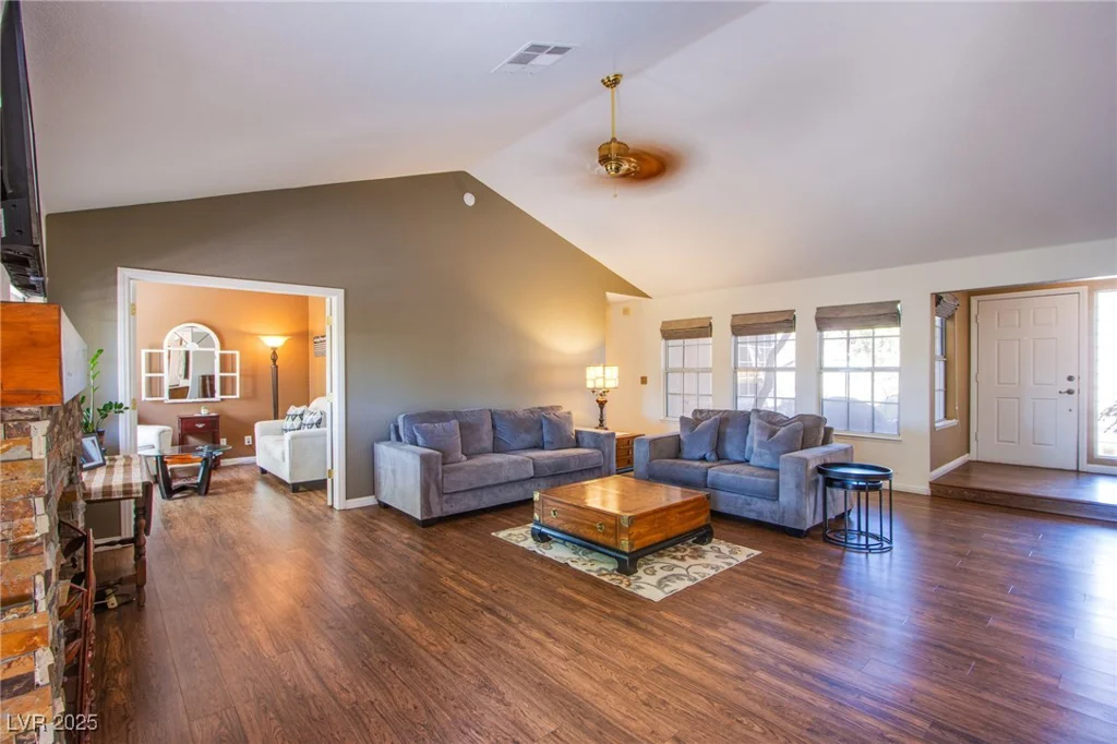 8205 Spanish Peak, Las Vegas, NV 89128