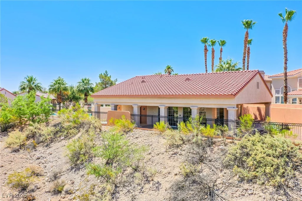 8205 Spanish Peak, Las Vegas, NV 89128