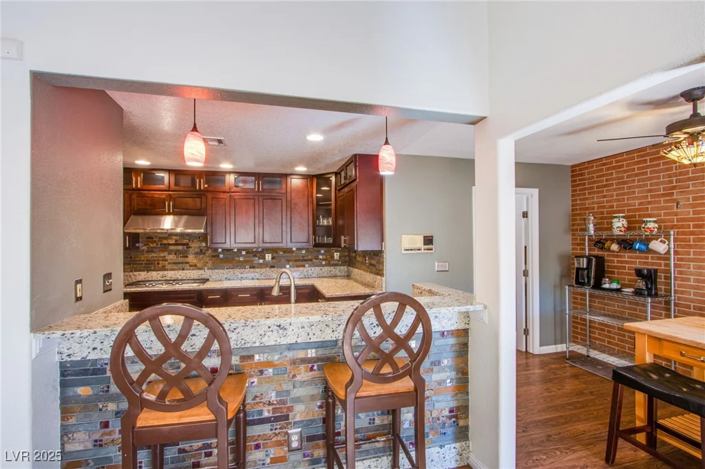 8205 Spanish Peak, Las Vegas, NV 89128