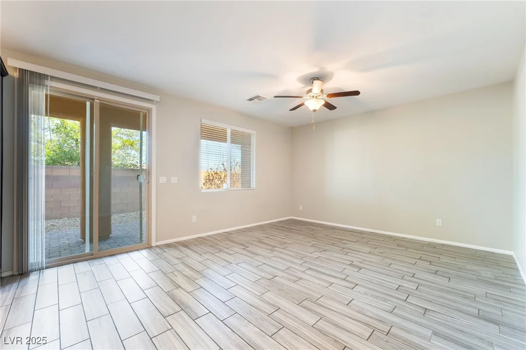 6227 Andover Wood, Las Vegas, NV 89113