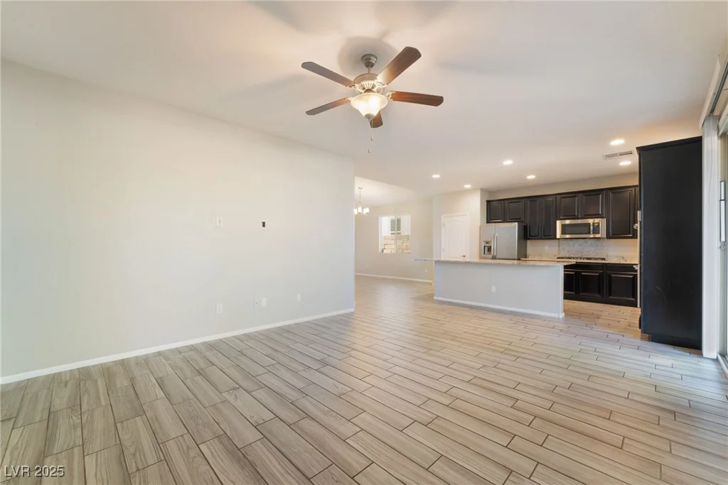 6227 Andover Wood, Las Vegas, NV 89113