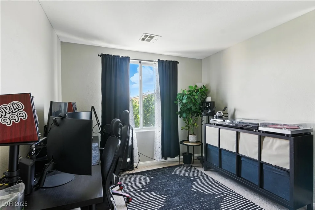 8439 Lucero, Las Vegas, NV 89149