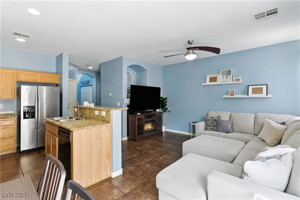 8439 Lucero, Las Vegas, NV 89149