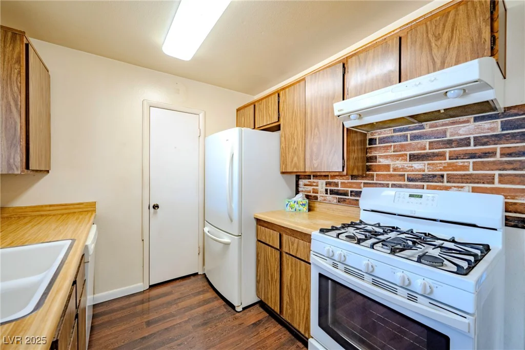 1315 Foxglove, Las Vegas, NV 89142