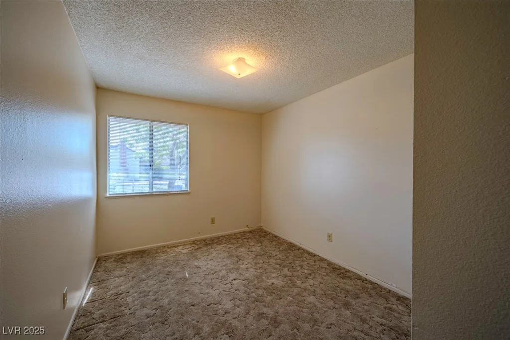 1315 Foxglove, Las Vegas, NV 89142