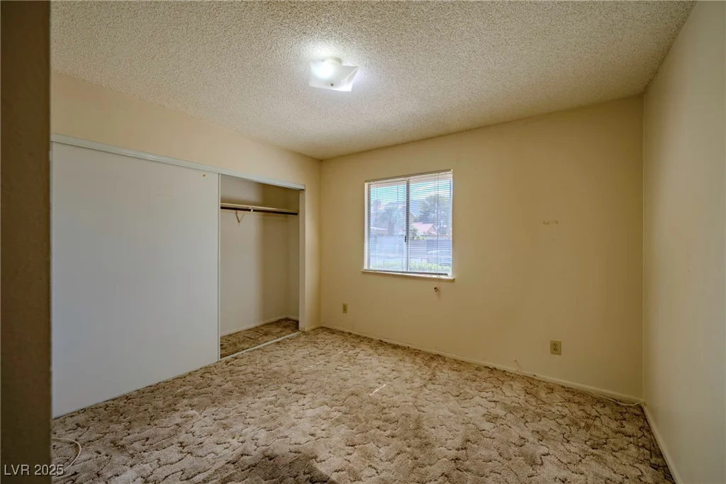 1315 Foxglove, Las Vegas, NV 89142
