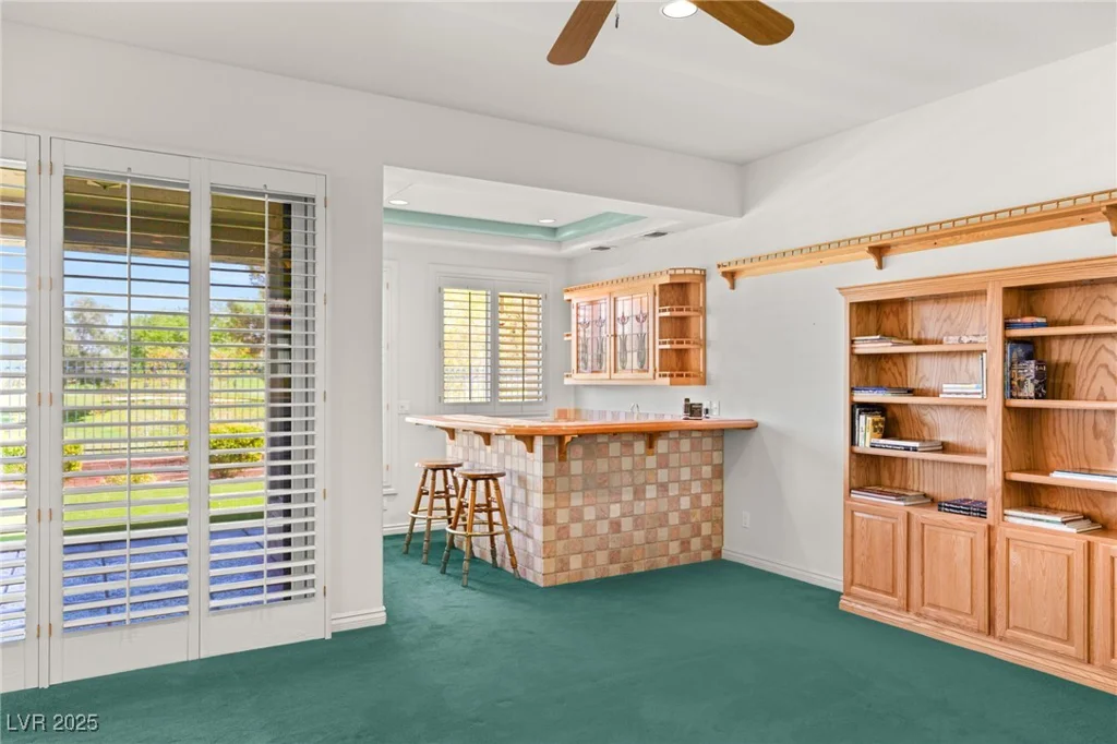 1932 Glenview, Las Vegas, NV 89134