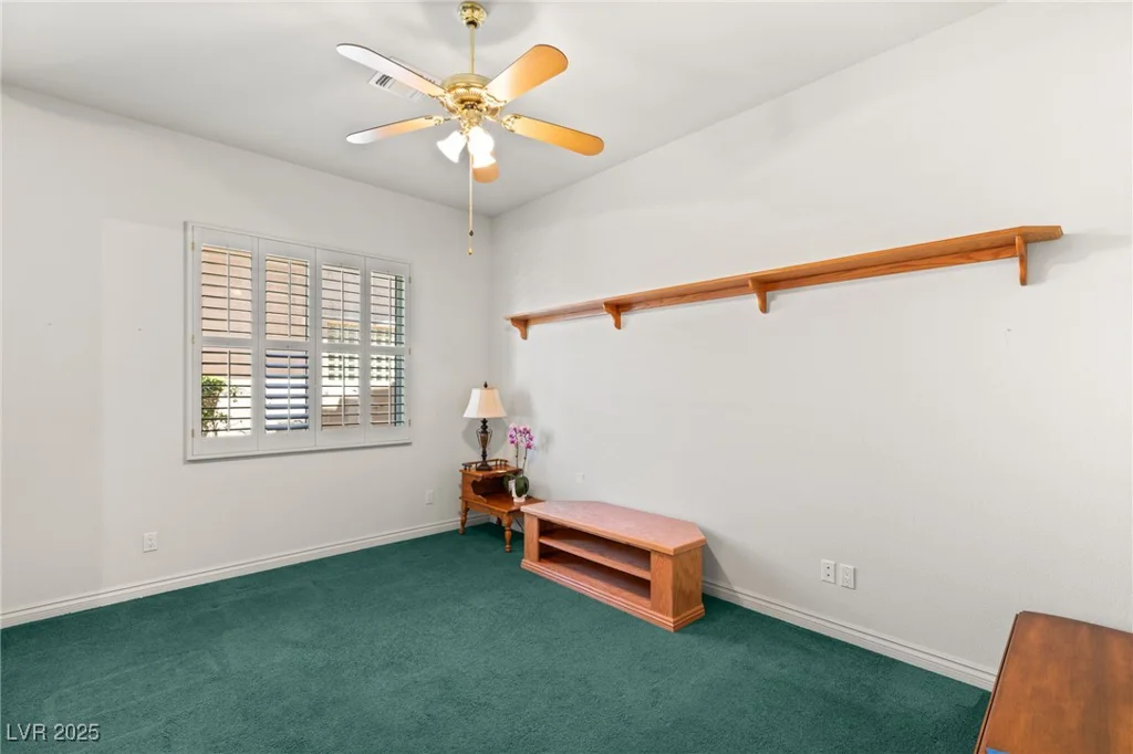 1932 Glenview, Las Vegas, NV 89134