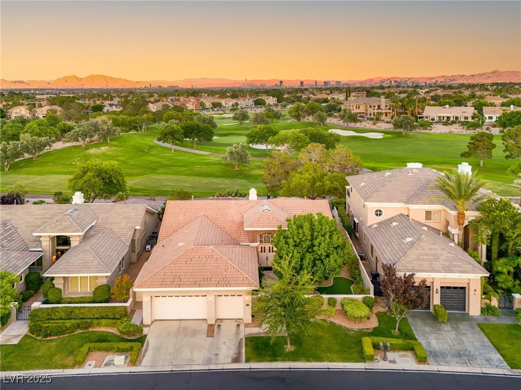 1932 Glenview, Las Vegas, NV 89134