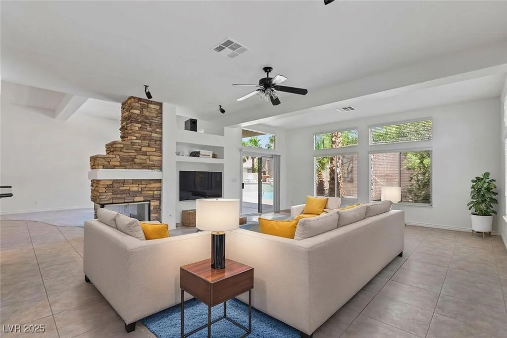 1532 Via Cassia, Henderson, NV 89052