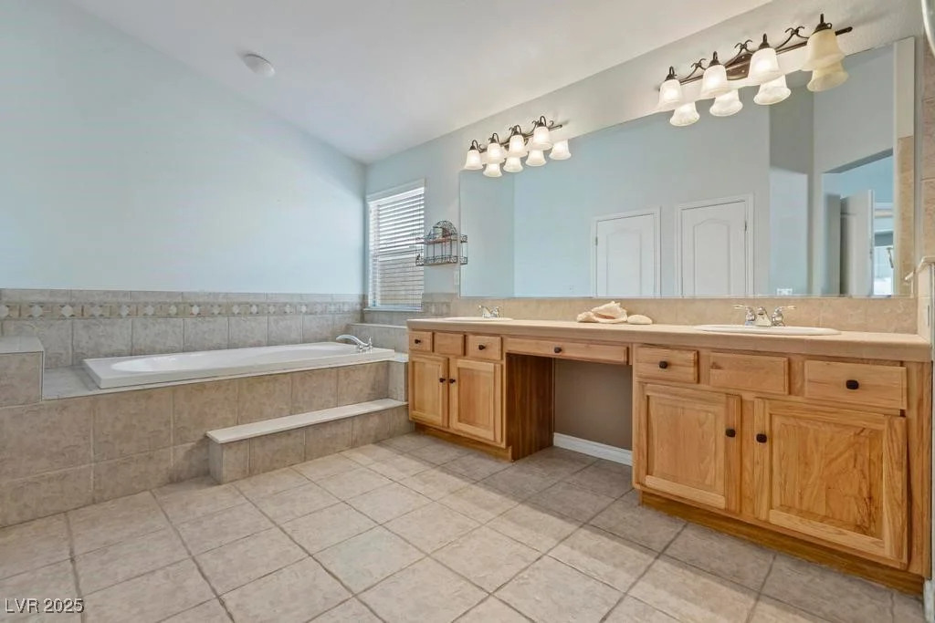 1532 Via Cassia, Henderson, NV 89052