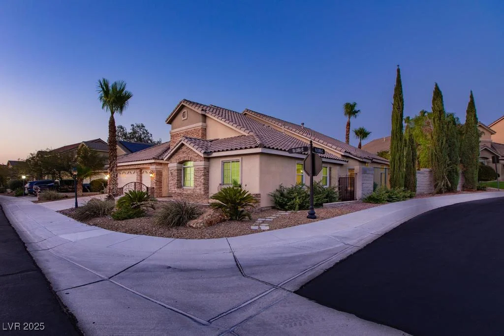 1532 Via Cassia, Henderson, NV 89052