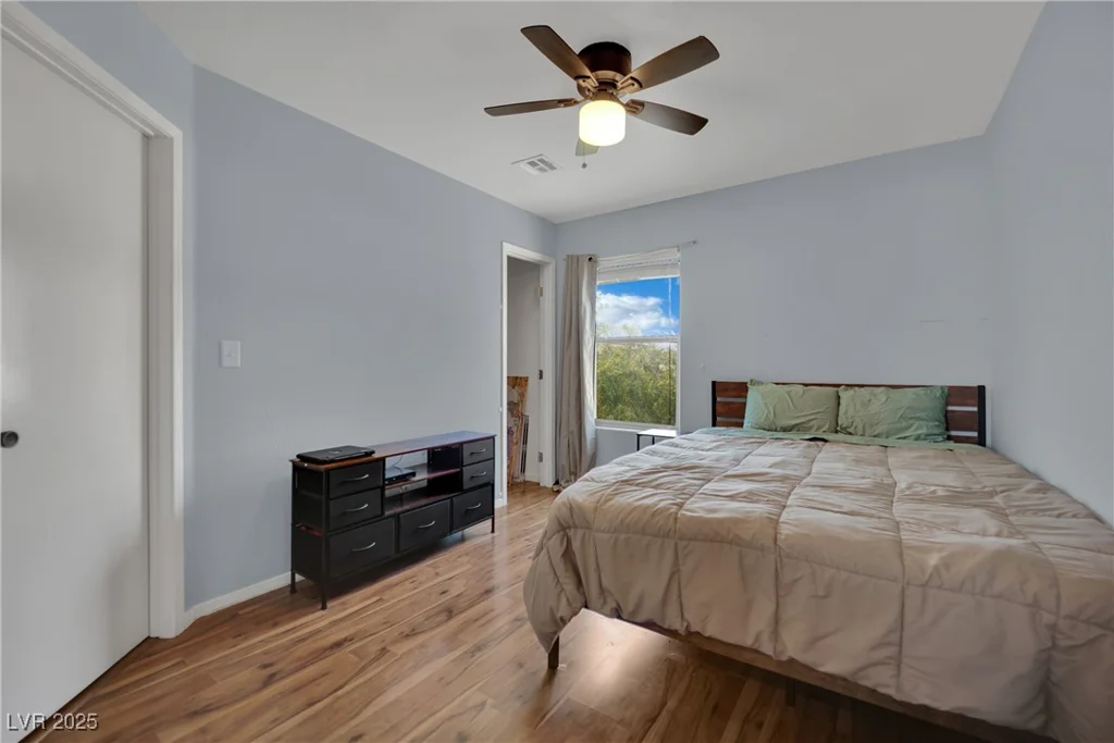 4937 Miners Ridge Dr, Las Vegas, NV 89122