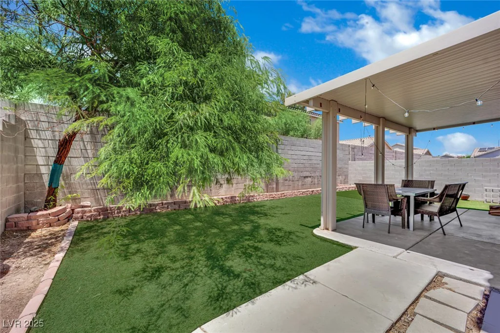 4937 Miners Ridge Dr, Las Vegas, NV 89122