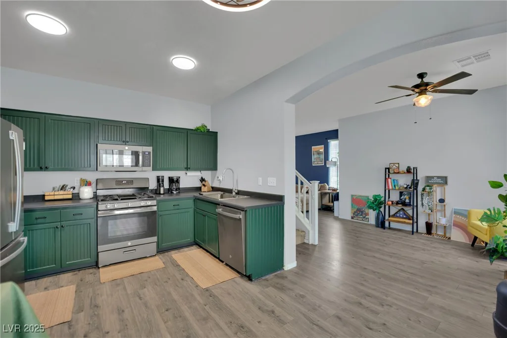 4937 Miners Ridge Dr, Las Vegas, NV 89122