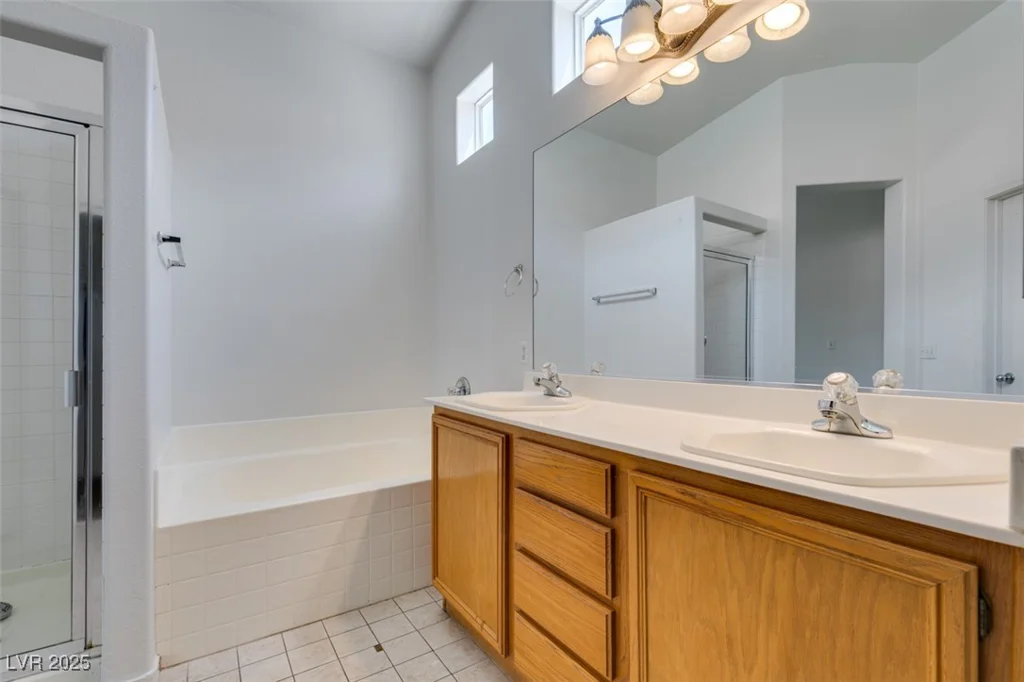 352 River Glider, North Las Vegas, NV 89084