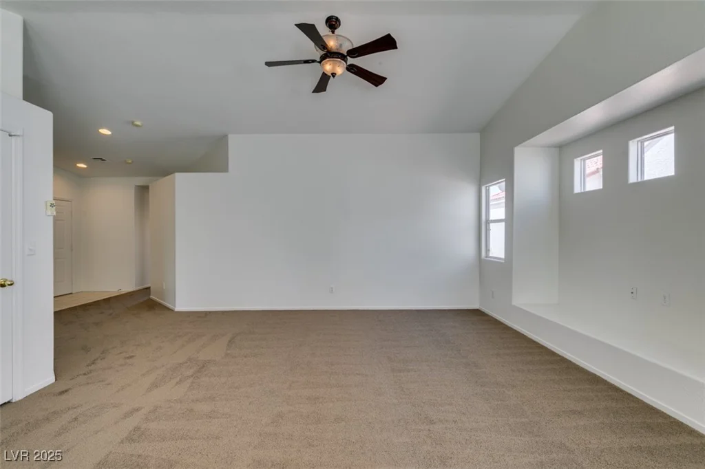 352 River Glider, North Las Vegas, NV 89084