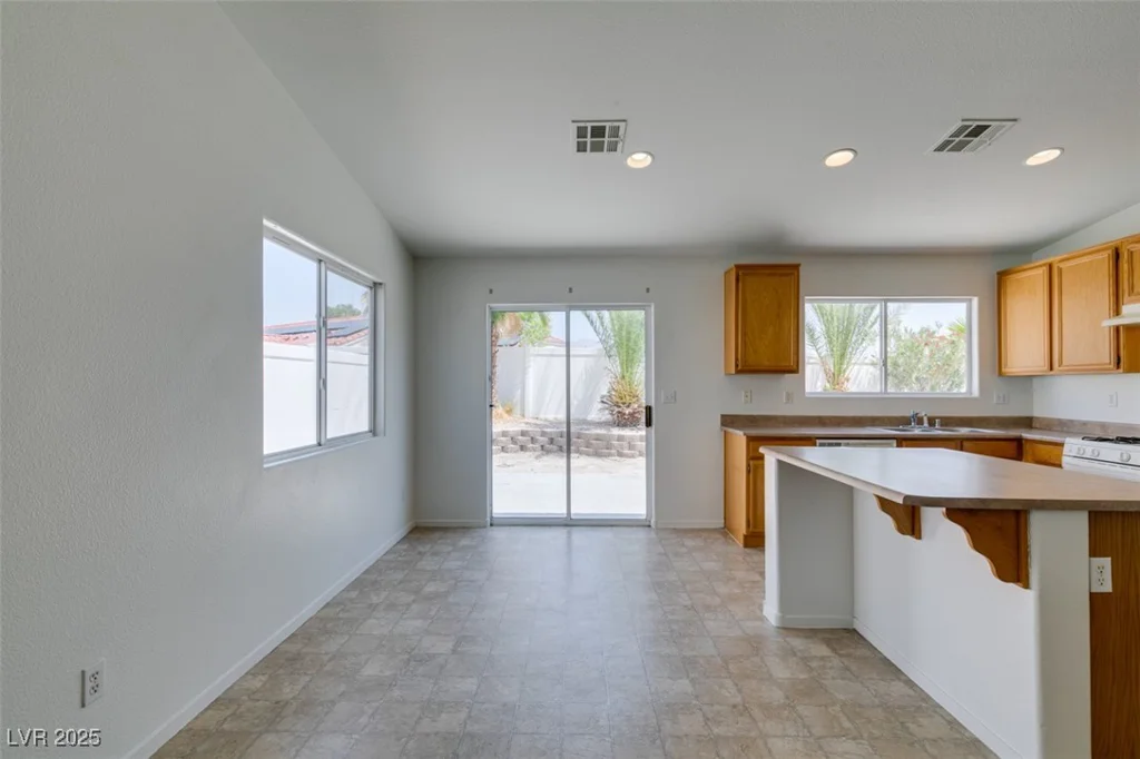 352 River Glider, North Las Vegas, NV 89084