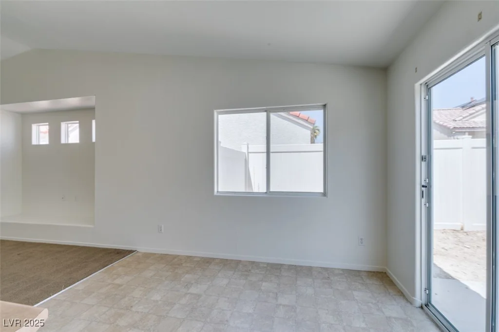 352 River Glider, North Las Vegas, NV 89084