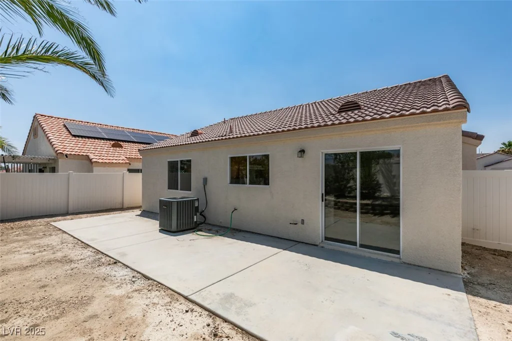 352 River Glider, North Las Vegas, NV 89084