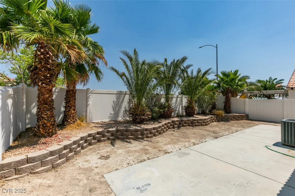 352 River Glider, North Las Vegas, NV 89084