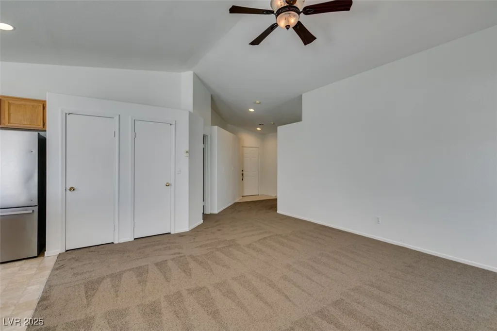 352 River Glider, North Las Vegas, NV 89084