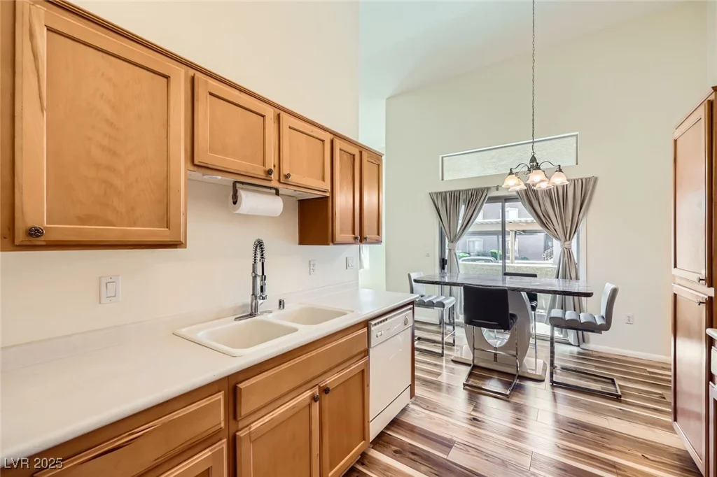 8805 Jeffreys, Las Vegas, NV 89123