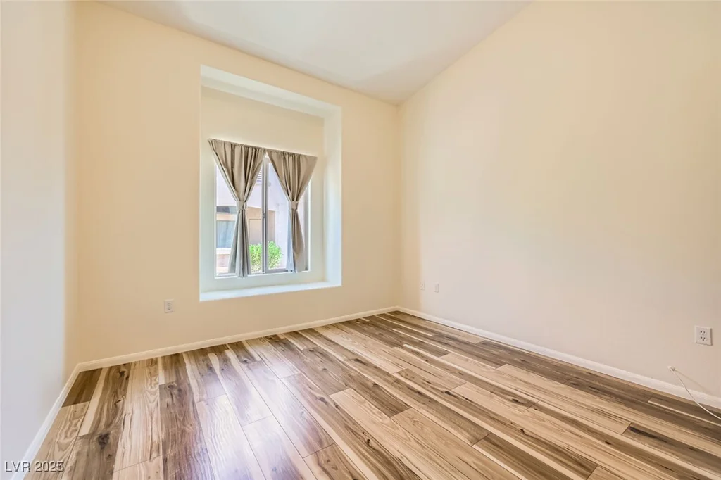 8805 Jeffreys, Las Vegas, NV 89123