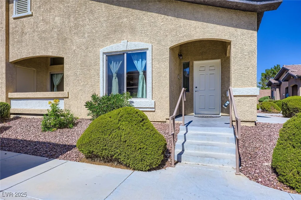 8805 Jeffreys, Las Vegas, NV 89123