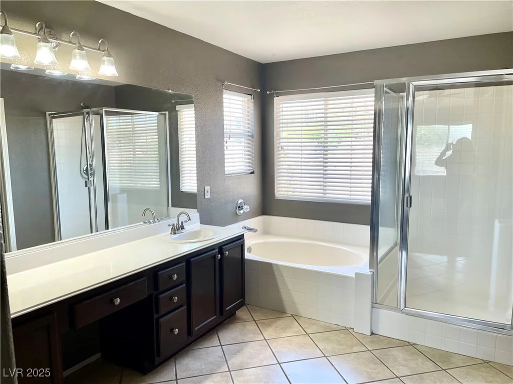 164 Swale, Las Vegas, NV 89144