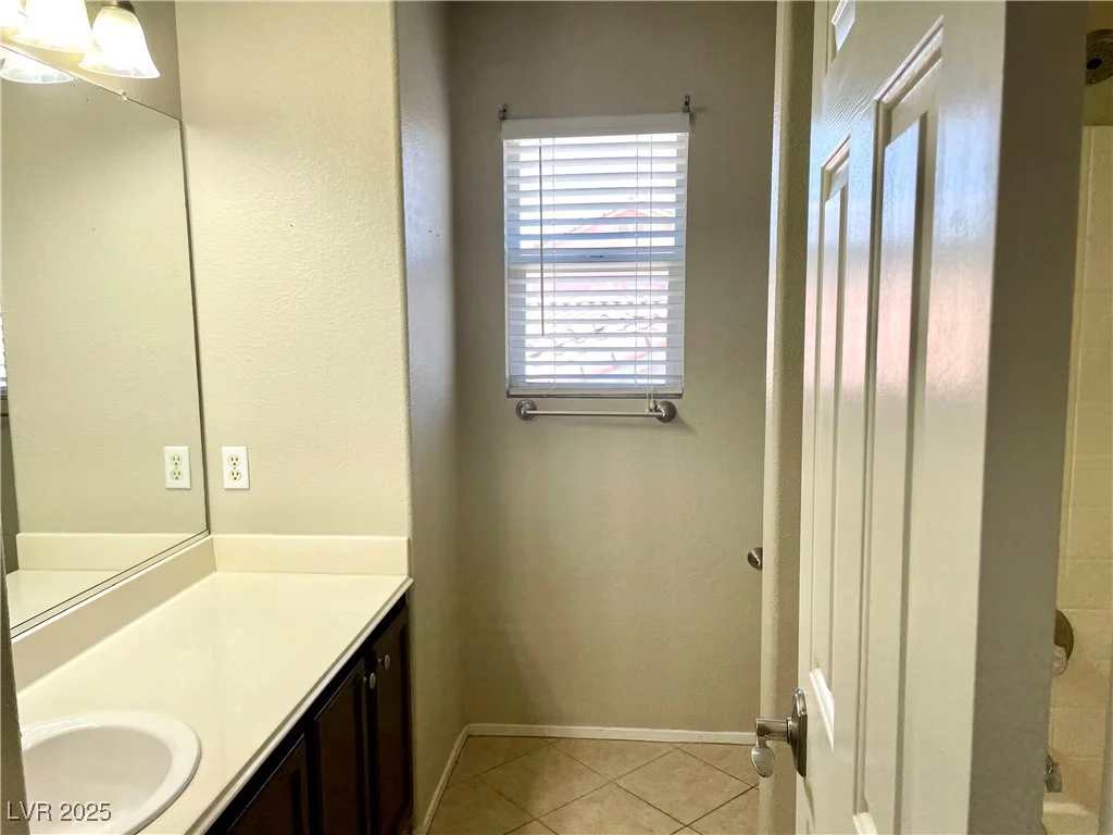 164 Swale, Las Vegas, NV 89144