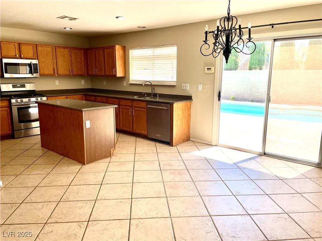 164 Swale, Las Vegas, NV 89144