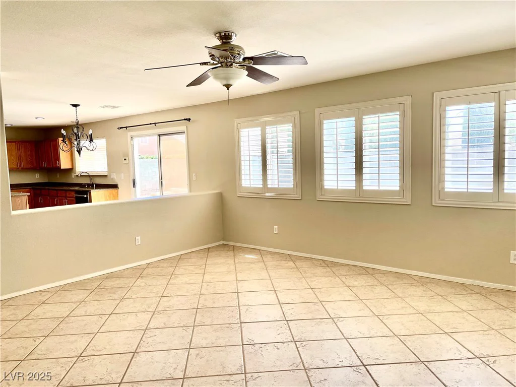 164 Swale, Las Vegas, NV 89144